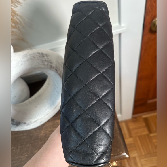 Authentic Chanel pouchette/crossbody - Picture 8 of 11